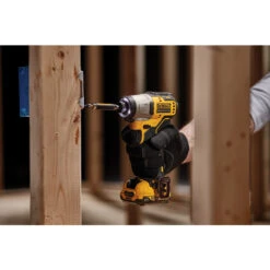 DeWalt DCF801D2-QW Slagschroevendraaier 12V Li-ion 14 DeWalt DCF801D2-QW Slagschroevendraaier 12V Li-ion -Efficiënte Gereedschapsopslag 10831 05