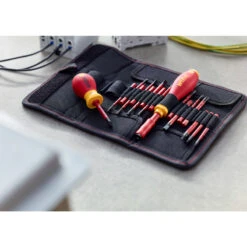 Wiha Verwisselbare Schroevendraaierset VDE En Bitset SlimVario 18-delig -Efficiënte Gereedschapsopslag 15629 02