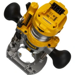 DeWALT DCW604NT-XJ Freesmachine 18V Li-ion 24 DeWALT DCW604NT-XJ Freesmachine 18V Li-ion -Efficiënte Gereedschapsopslag 80590 06